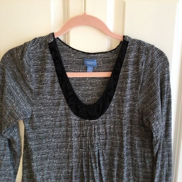 Vera Wang Women’s XS Oversized Black Tunic Top - Picture 3 of 8